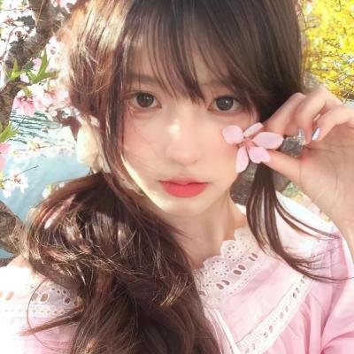 拉．拉