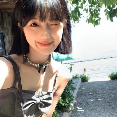 最近，妹妹的样子有点怪